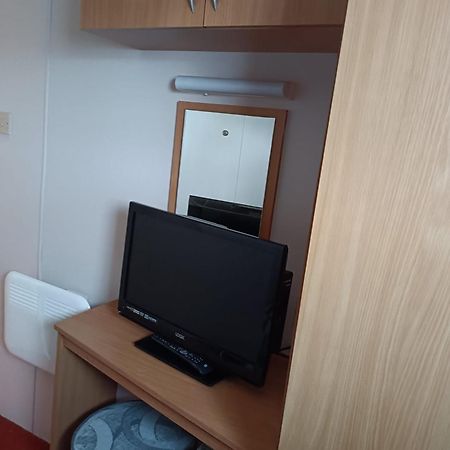 8 Berth Sealands Hotel Инголдмелс Екстериор снимка