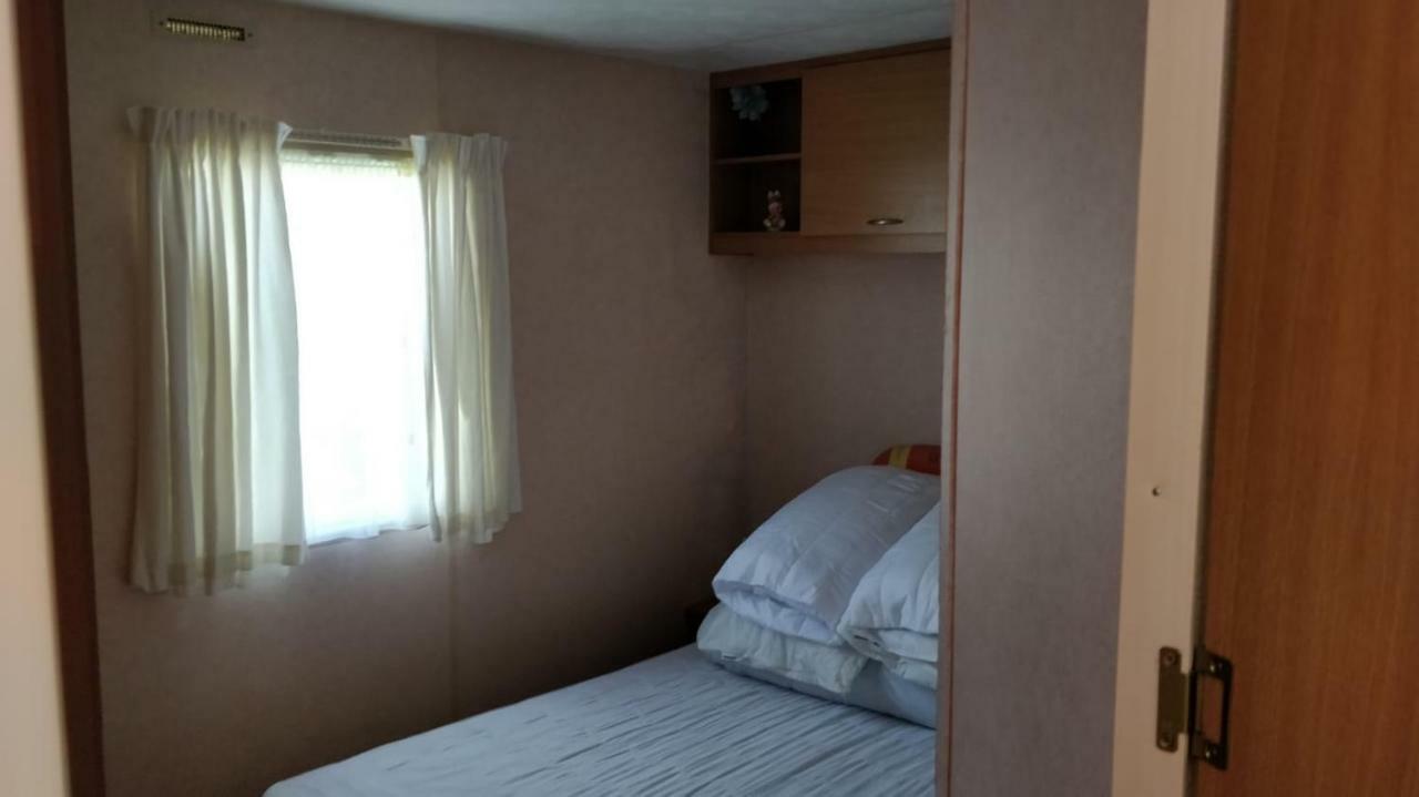 8 Berth Sealands Hotel Инголдмелс Екстериор снимка