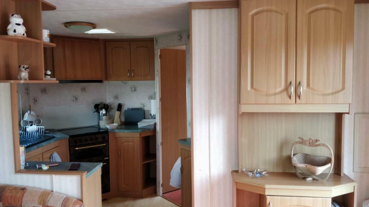 8 Berth Sealands Hotel Инголдмелс Екстериор снимка