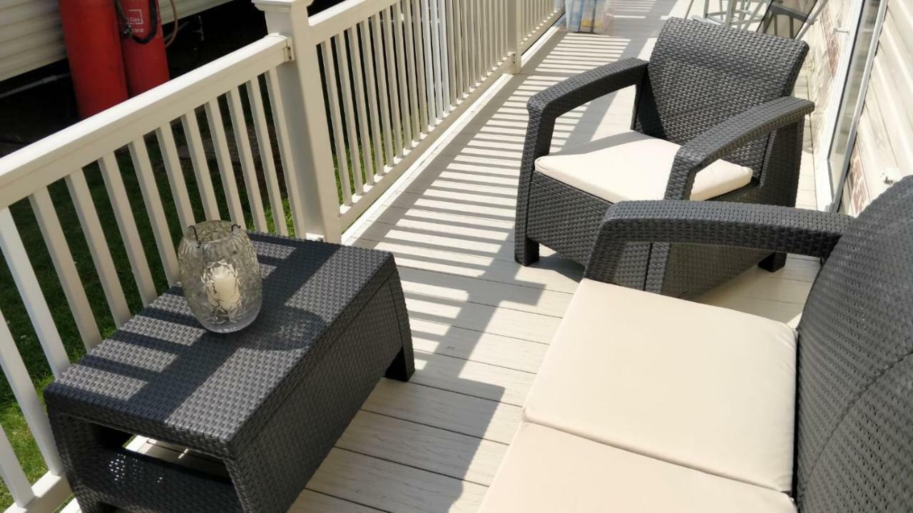 8 Berth Sealands Hotel Инголдмелс Екстериор снимка