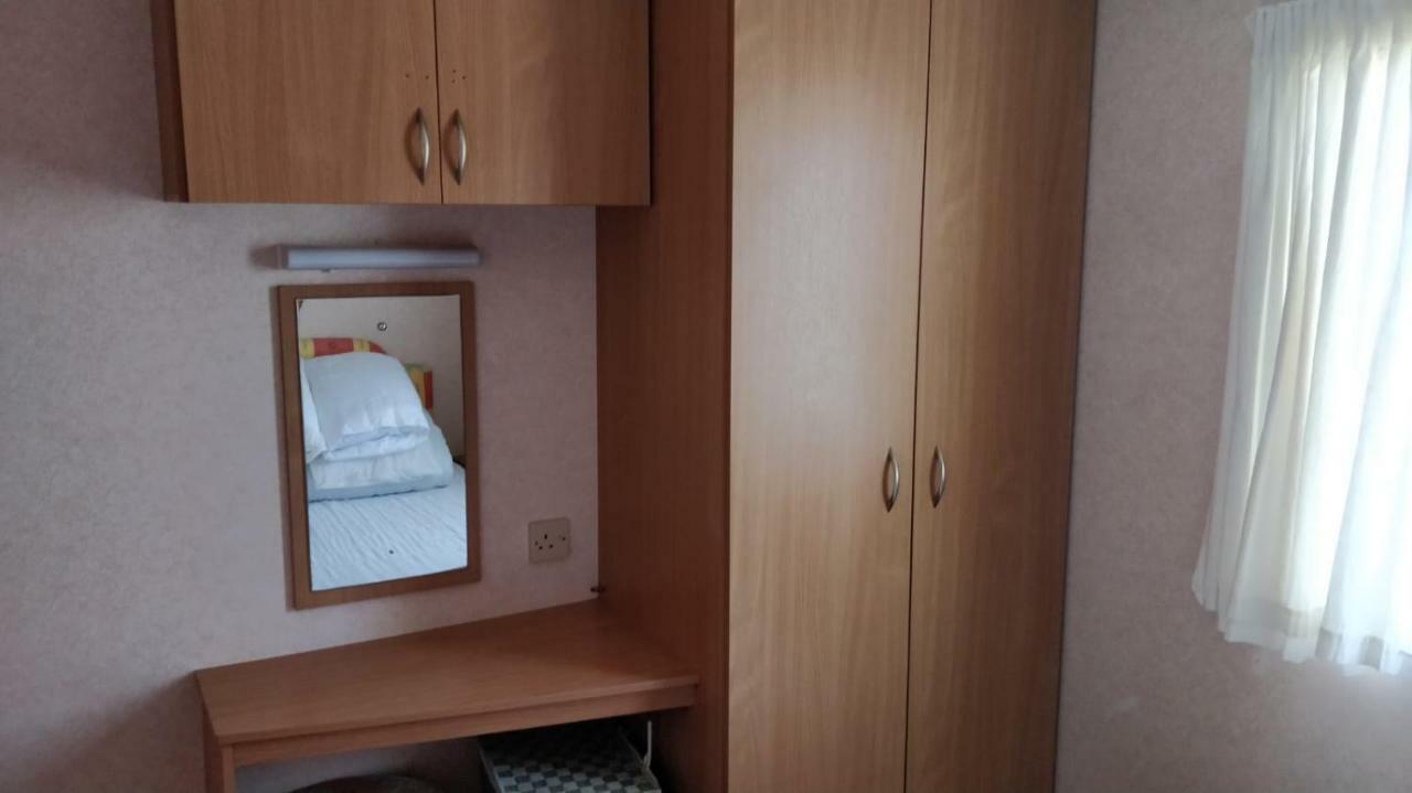 8 Berth Sealands Hotel Инголдмелс Екстериор снимка